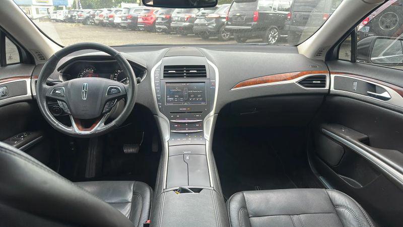 2014 Lincoln MKZ Base