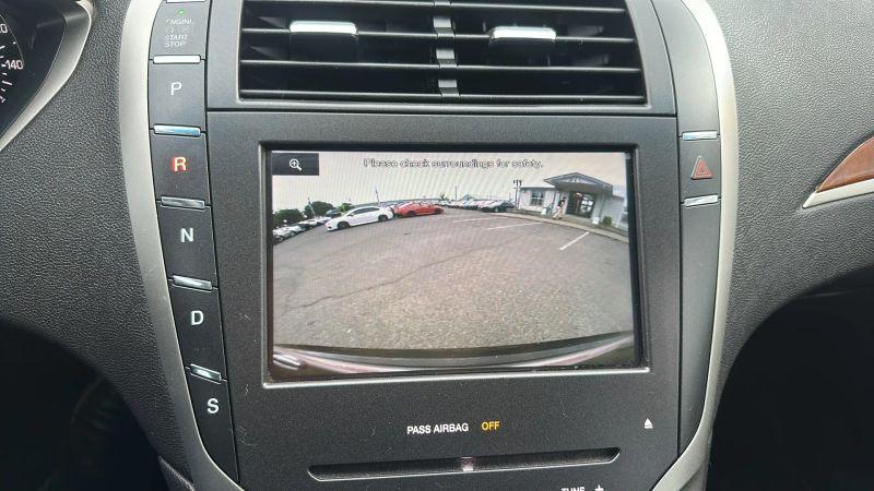 2014 Lincoln MKZ Base