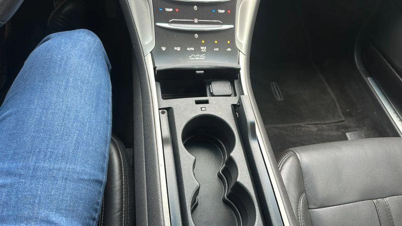 2014 Lincoln MKZ Base