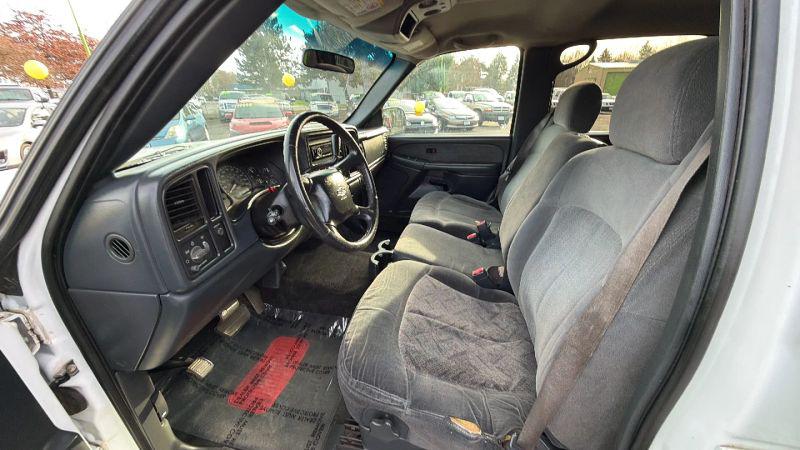 2002 Chevrolet Silverado 2500HD LS