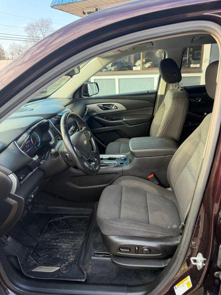 2020 Chevrolet Traverse FWD LT Cloth
