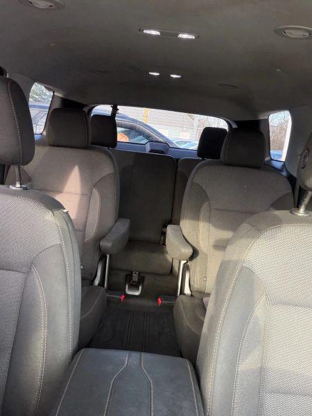 2020 Chevrolet Traverse FWD LT Cloth
