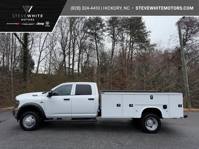 2026 RAM Ram 5500 Chassis Cab RAM 5500 TRADESMAN CHASSIS CREW CAB 4X4 84 CA 2026 RAM Ram 5500 Chassis Cab RAM 5500 TRADESMAN CHASSIS CREW CAB 4X4 84 CA