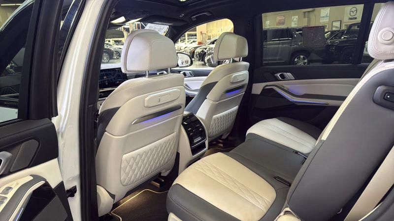 2023 BMW X7 xDrive40i