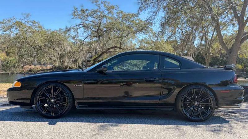 1998 Ford Mustang GT