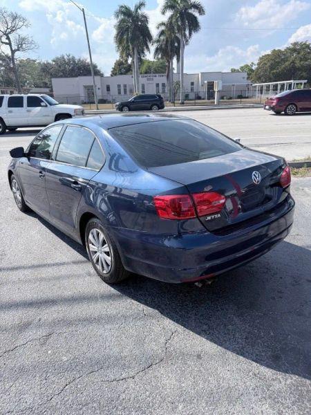 2013 Volkswagen Jetta 2.0L S