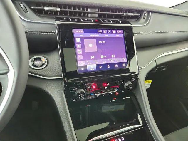 2026 Jeep Grand Cherokee Altitude 4x4