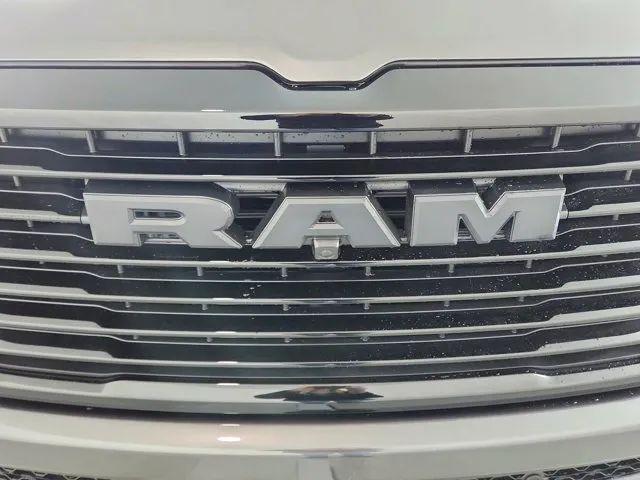 2026 Ram 1500 Laramie Crew Cab 4x4 5'7" Box