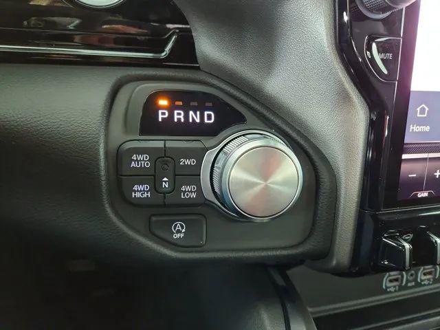 2026 Ram 1500 Laramie Crew Cab 4x4 5'7" Box
