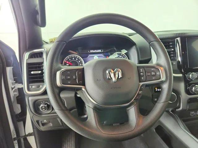 2026 Ram 1500 Express Crew Cab 4x4 5'7" Box