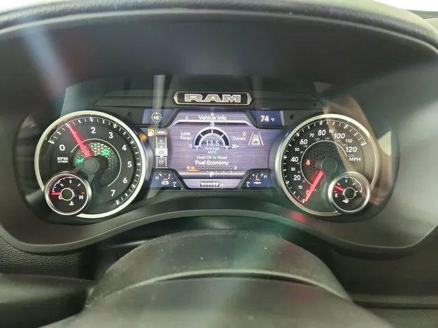 2026 Ram 1500 Express Crew Cab 4x4 5'7" Box