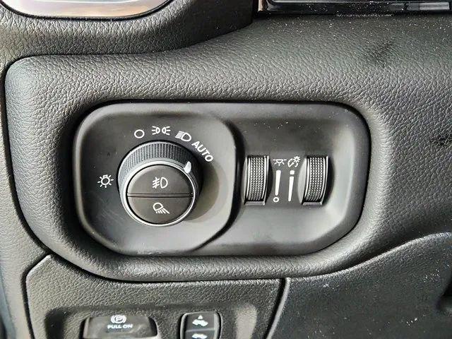 2026 Ram 1500 Laramie Crew Cab 4x4 5'7" Box