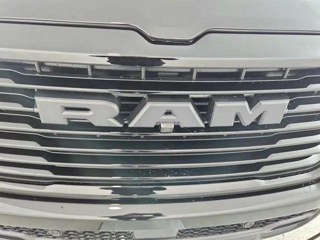 2026 Ram 1500 Laramie Crew Cab 4x4 5'7" Box