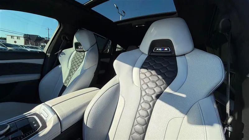 2022 BMW X6 M Base