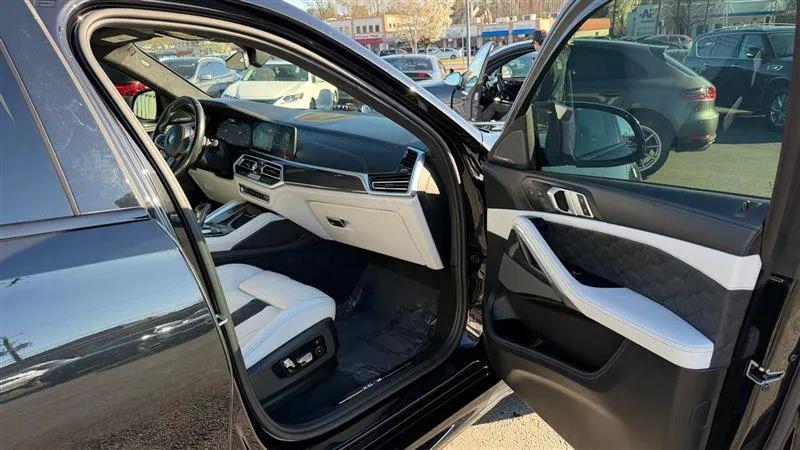 2022 BMW X6 M Base