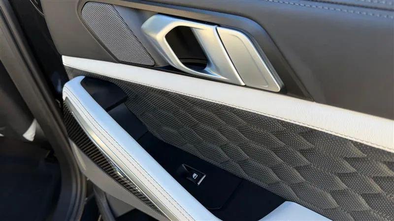 2022 BMW X6 M Base