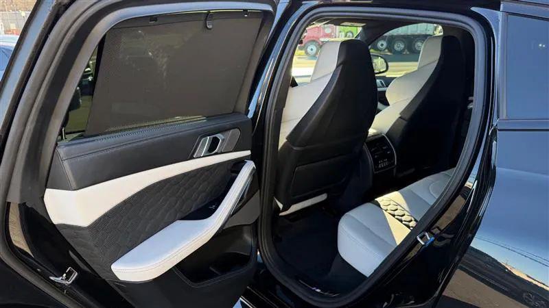 2022 BMW X6 M Base