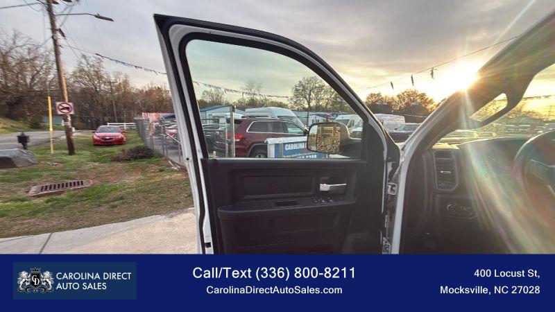 2019 Ram 3500 Tradesman Crew Cab 4x4 8' Box