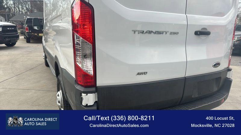 2023 Ford Transit Cargo Van Medium Roof w/LWB