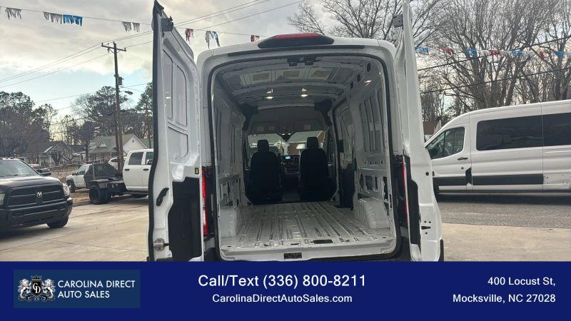 2023 Ford Transit Cargo Van Medium Roof w/LWB