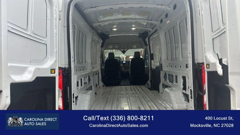 2023 Ford Transit Cargo Van Medium Roof w/LWB