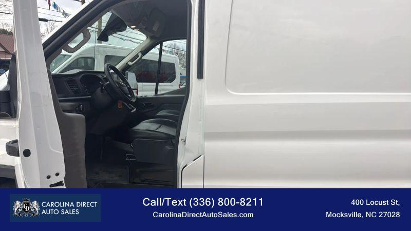 2023 Ford Transit Cargo Van Medium Roof w/LWB