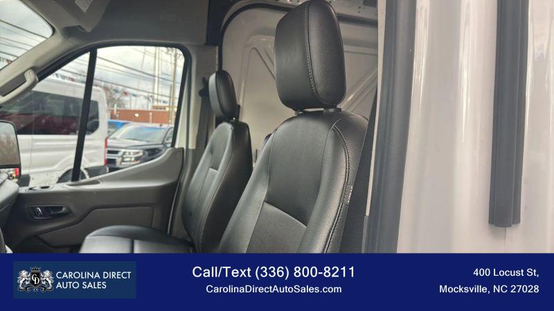 2023 Ford Transit Cargo Van Medium Roof w/LWB