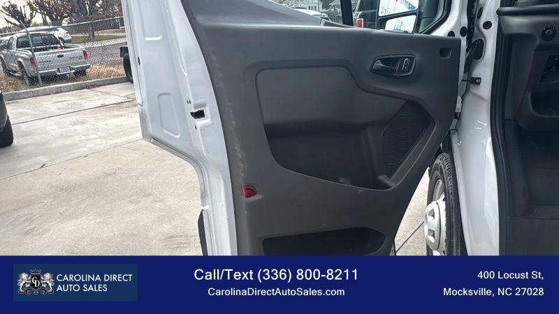 2023 Ford Transit Cargo Van Medium Roof w/LWB
