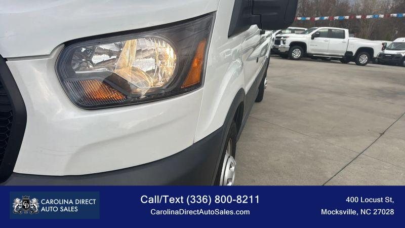 2023 Ford Transit Cargo Van Medium Roof w/LWB