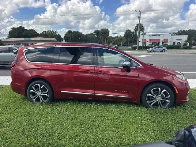 2026 Chrysler Pacifica Pinnacle