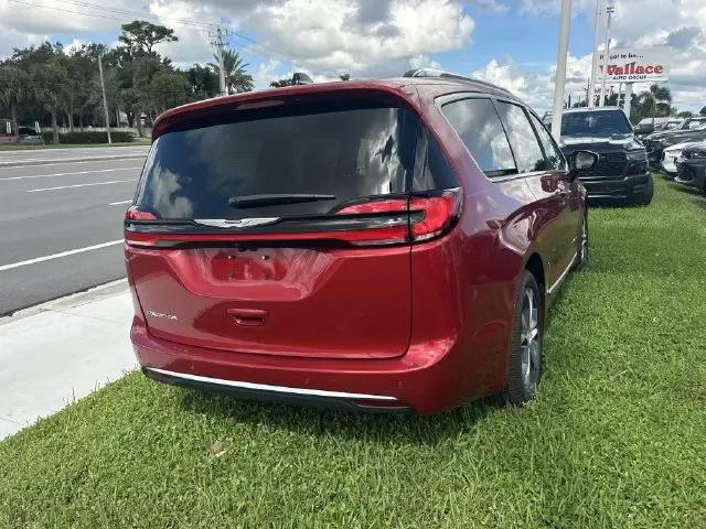 2026 Chrysler Pacifica Pinnacle