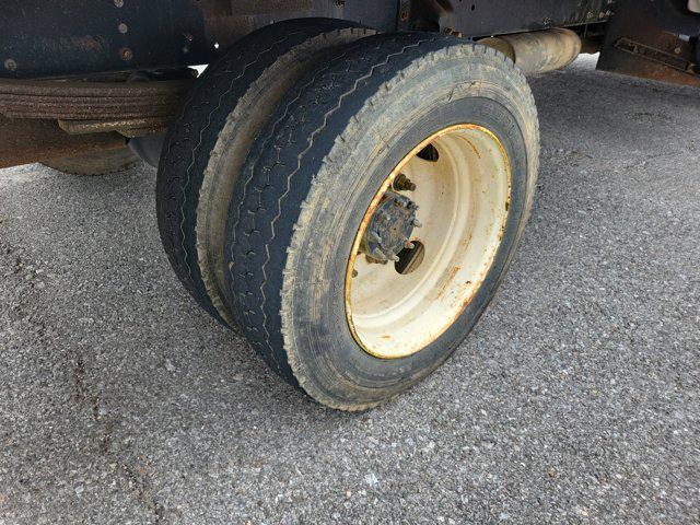 2006 GMC 5500 Regular Cab 2WD