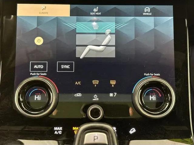 2022 Land Rover Range Rover Evoque R-Dynamic SE