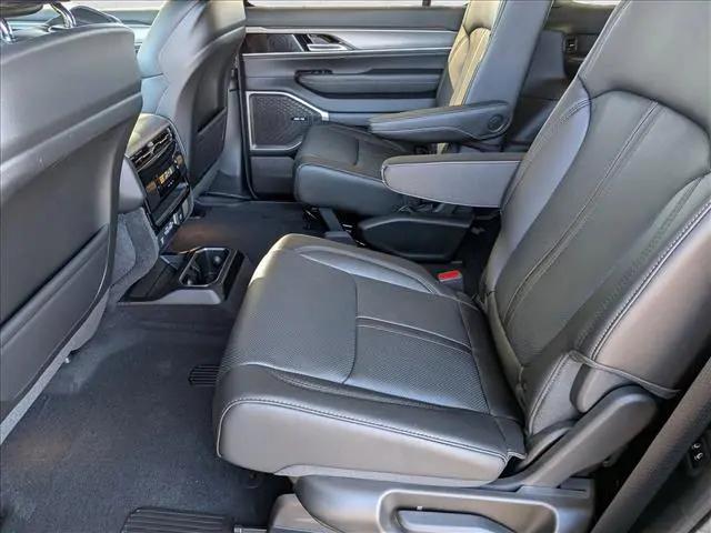 2026 Jeep Grand Wagoneer Upland 4x4