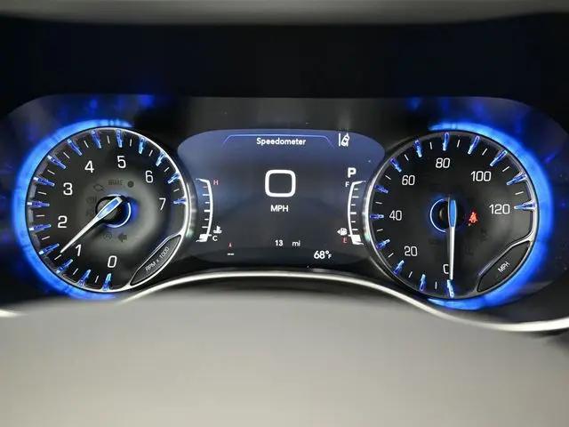 2026 Chrysler Pacifica Select AWD