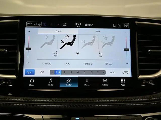 2026 Chrysler Pacifica Select AWD