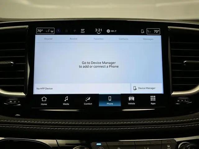 2026 Chrysler Pacifica Select AWD