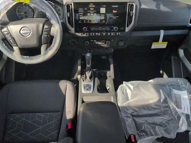 2026 Nissan Frontier Crew Cab SV 4x4