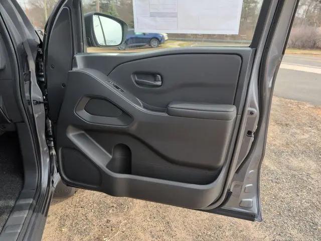 2026 Nissan Frontier Crew Cab SV 4x4