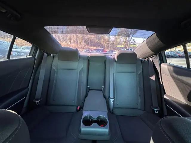 2019 Dodge Charger SXT RWD