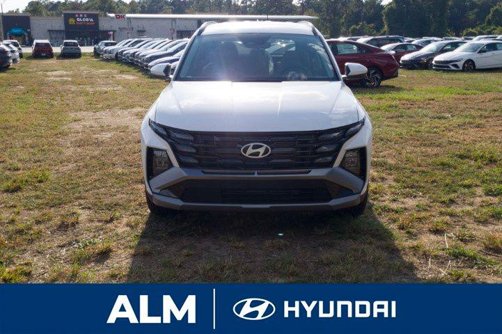 New 2026 White Pearl HYUNDAI SEL FWD image 3