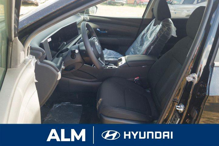 New 2026 White Pearl HYUNDAI SEL FWD image 15