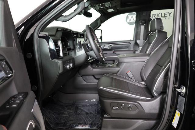 2026 GMC Sierra 2500HD Crew Cab, Standard Bed, AT4X, 4WD