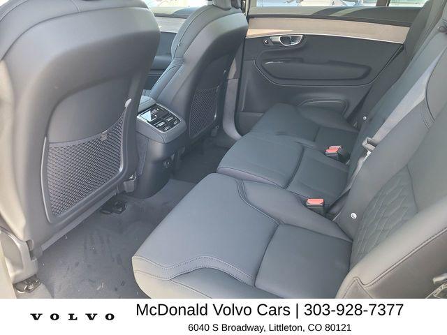 2026 Volvo XC90 Plus, B6 AWD Gas (mild hybrid), Gasoline, Bright, 7 Seats