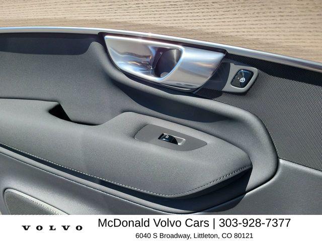2026 Volvo XC90 Plus, B6 AWD Gas (mild hybrid), Gasoline, Bright, 7 Seats