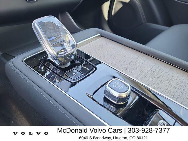2026 Volvo XC90 Plus, B6 AWD Gas (mild hybrid), Gasoline, Bright, 7 Seats