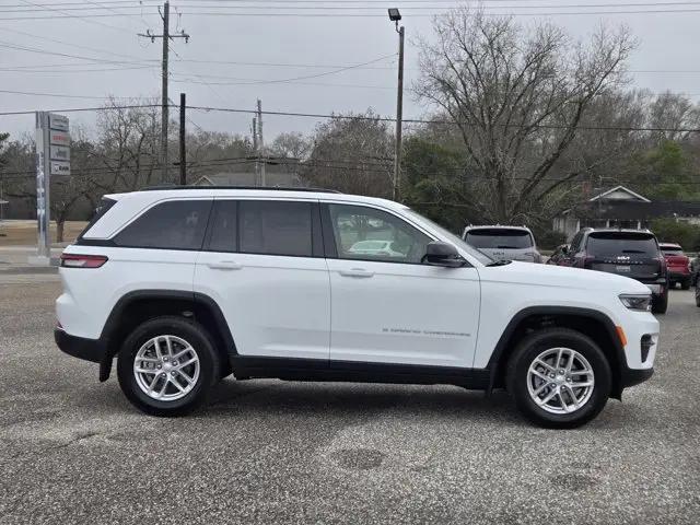 2025 Jeep Grand Cherokee Laredo X 4x2