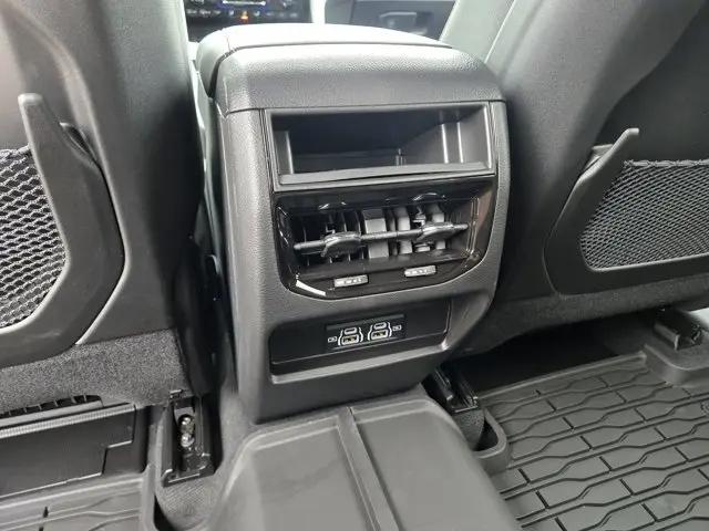 2025 Jeep Grand Cherokee Laredo X 4x2