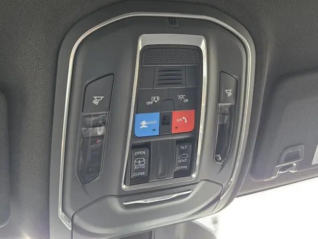 2025 Jeep Grand Cherokee Laredo X 4x2