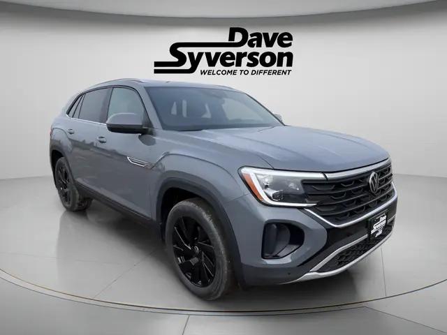 2026 Volkswagen Atlas Cross Sport SE with Technology